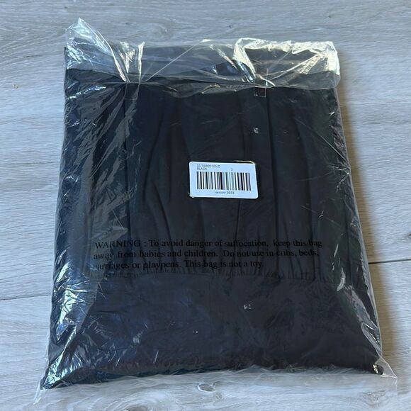 Chicos SS Tiered Maxi Dress Solid Black Color Size 3 NWT in packaging - Picture 7 of 7